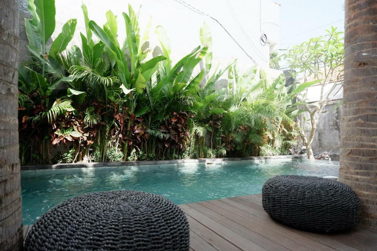 نزل باليفي Reddoorz @ Jalan Raya Semat Canggu المظهر الخارجي الصورة